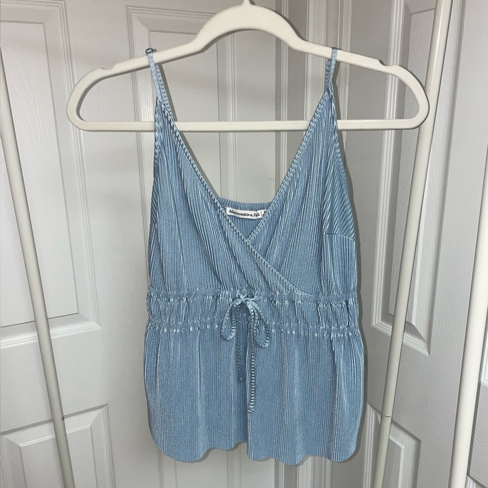 Abercrombie blue top